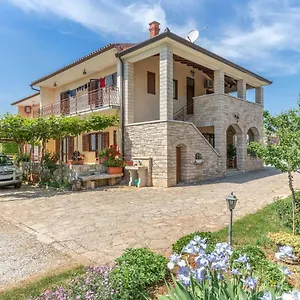 Silva , Porec Croazia